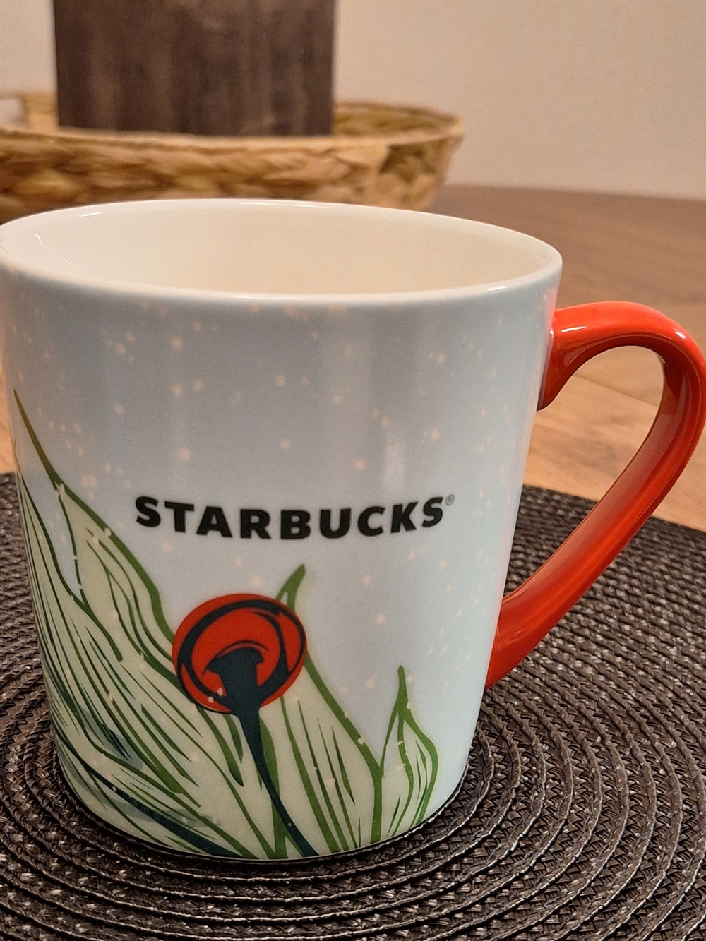 Starbucks 2020 Winter Evergreen Pine Branch 18 oz Coffee Mug Red Handle